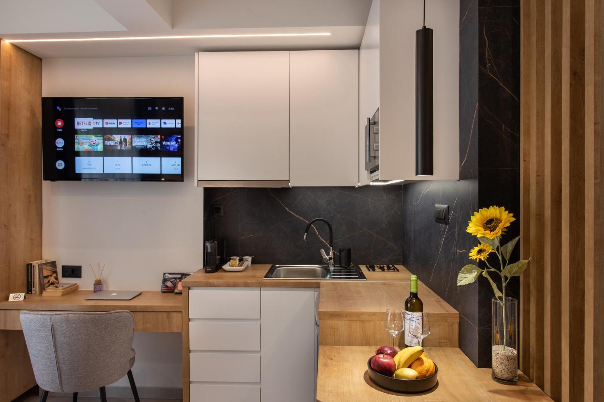 Sunflower Smartliving Suites Iraklio Exterior foto
