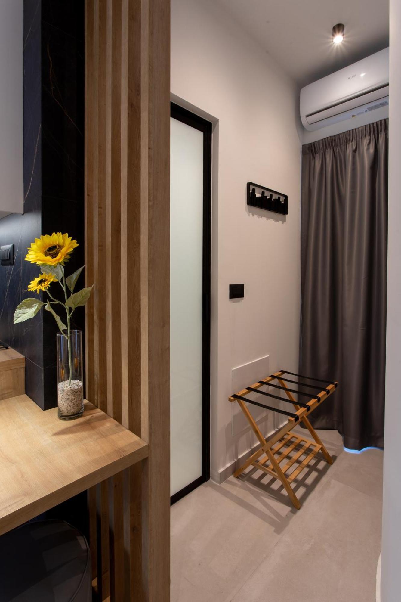 Sunflower Smartliving Suites Iraklio Exterior foto